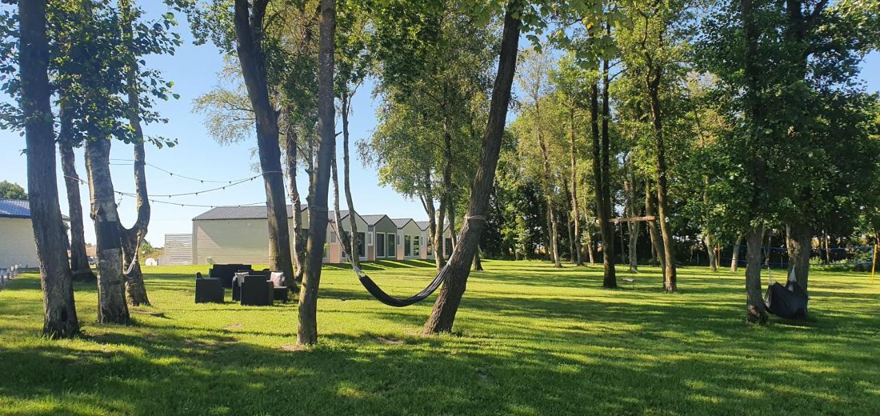 Lumi Resort Domki Letniskowe Z Podgrzewanym Basenem Rewal Dış mekan fotoğraf