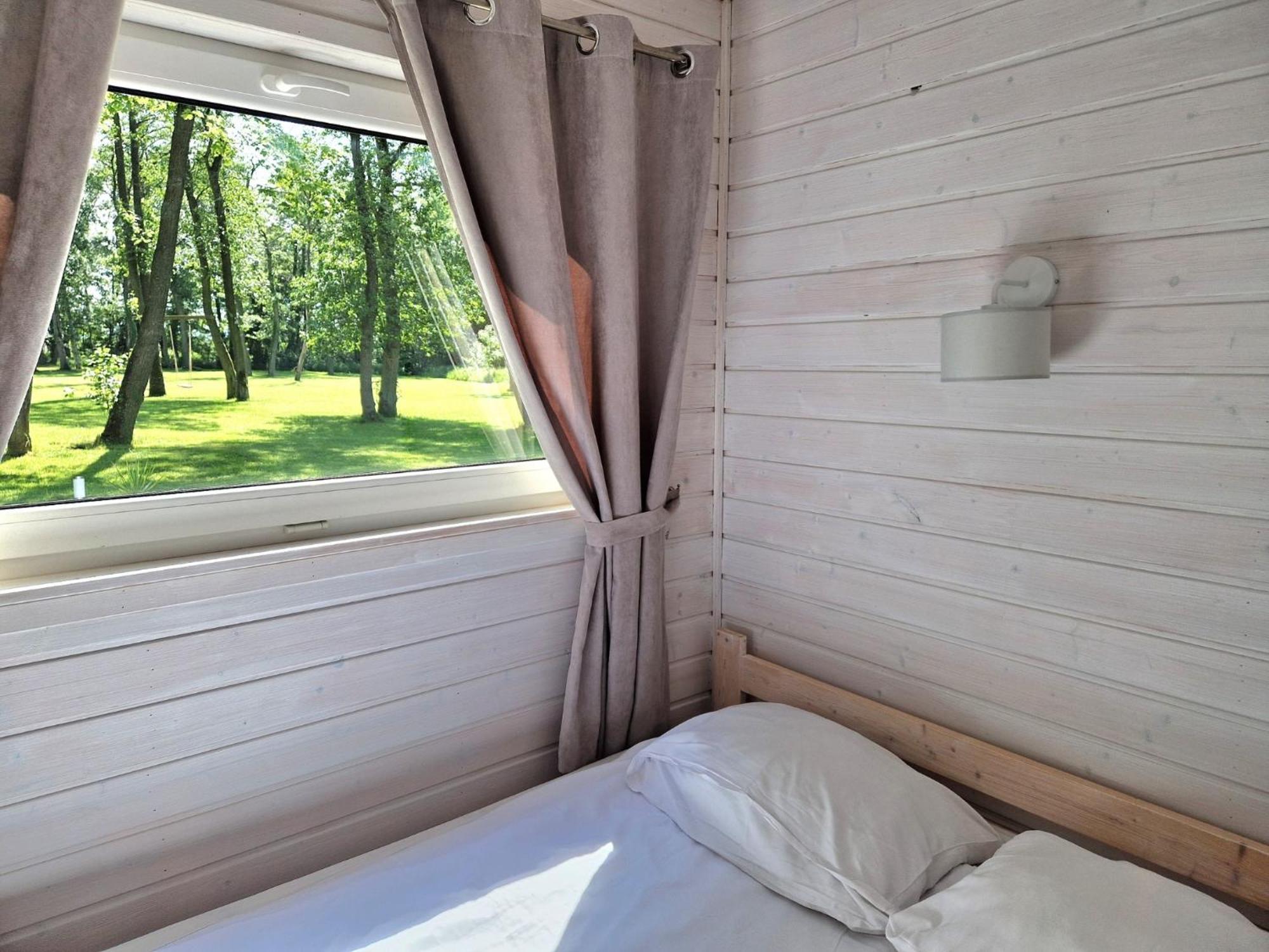 Lumi Resort Domki Letniskowe Z Podgrzewanym Basenem Rewal Oda fotoğraf