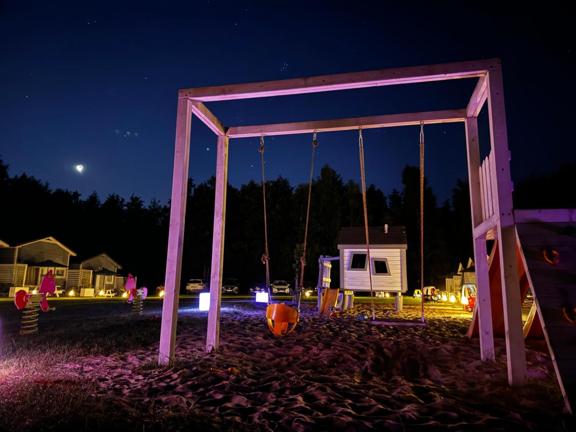 Lumi Resort Domki Letniskowe Z Podgrzewanym Basenem Rewal Dış mekan fotoğraf
